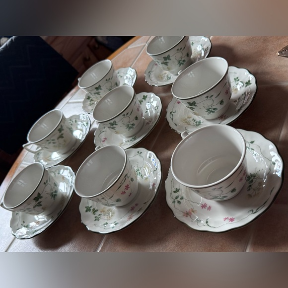 Royal Doulton Tea cup set-each sold separately ✨ - Picture 2 of 16